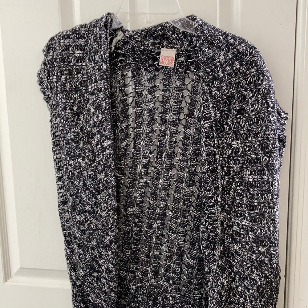 FINAL MARKDOWN Canyon river blues vest medium